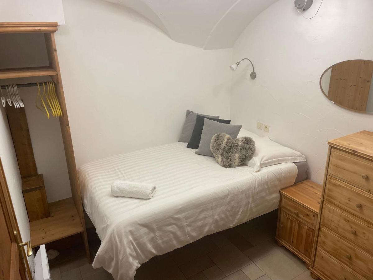 Two Bedroom Apartment La Voute, Chandon Near Meribel - Sleeps 4 Adults Or 2 Adults And 3 Children Les Allues Kültér fotó